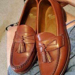 Mens dress shoes